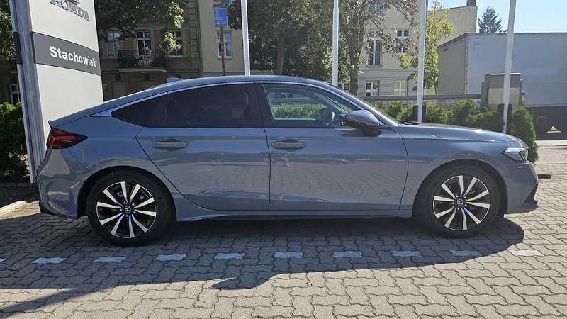 Gebraucht Honda Civic Elegance 184 PS (135 kW) 2024 Grau Limousine
