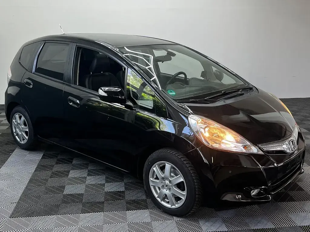 Gebraucht Honda Jazz Exclusive 88 PS (64 kW) 2012 Schwarz Kleinwagen