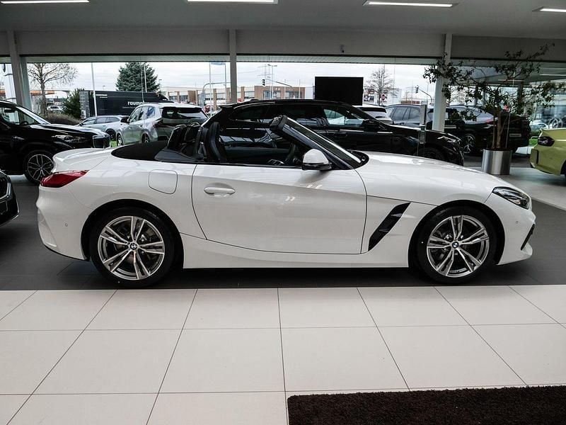 Neu BMW Z4 Performance 197 PS (144 kW) 2025 Weiß Cabrio