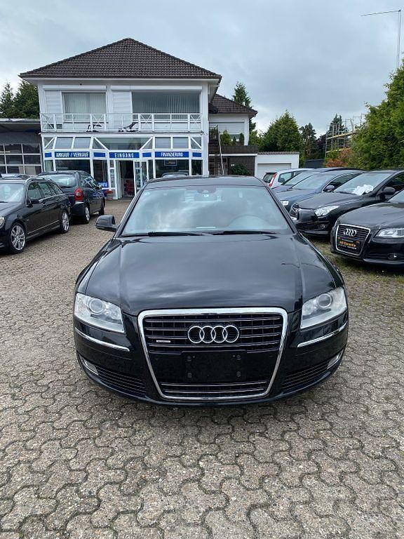 Second-hand Audi A8 Advanced 349 CP (256 kW) 2010 Negru Berlinǎ