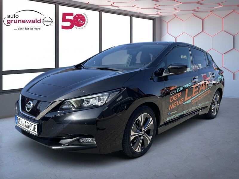 Schwarz Gebraucht 2019 Nissan Leaf 360º Kleinwagen | 21.900 € - Bild 1/4