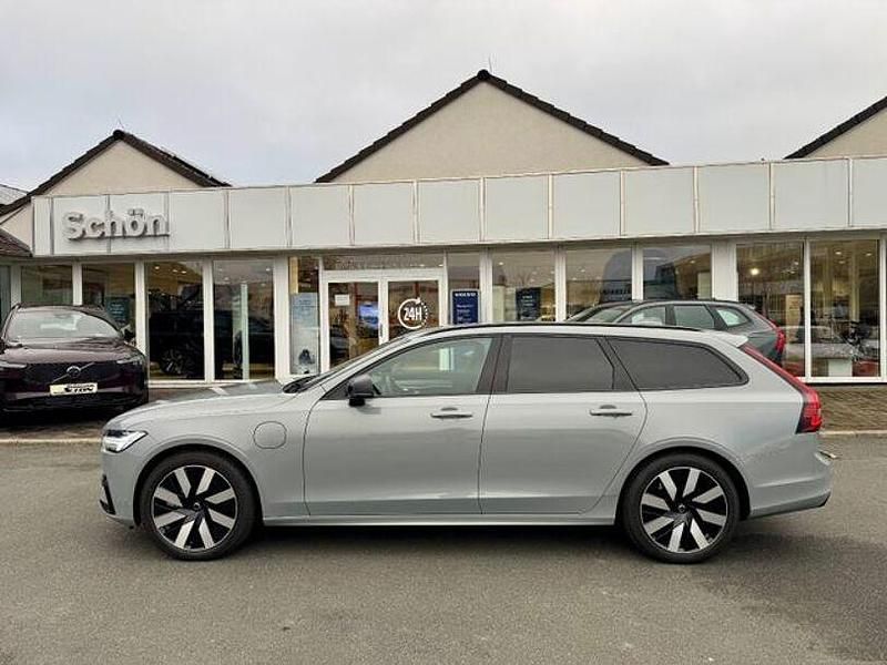 Gebraucht Volvo V60 197 PS (144 kW) 2024 Blau Kombi