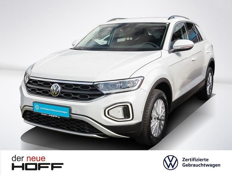 Pure white Gebraucht 2024 VW T-Roc Life SUV | 21.375 € (Guter Preis) - Bild 1/4