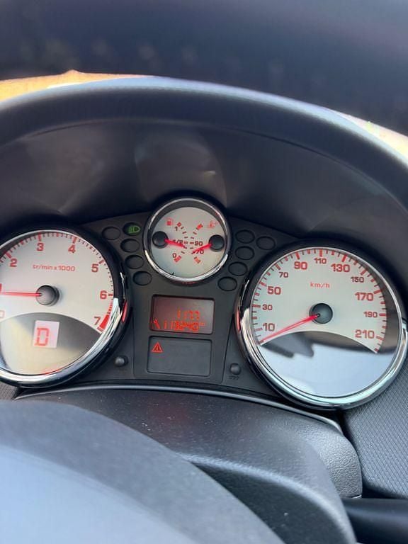 Gebraucht Opel Omega 211 PS (155 kW) 1999 Silber Limousine