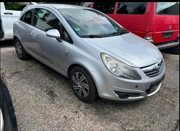 Silber Gebraucht 2010 Opel Corsa Kleinwagen | 650 € (Superpreis) - Bild 1/4