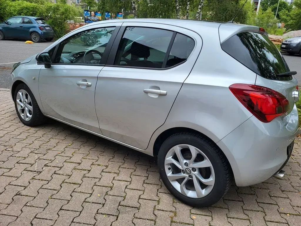 Gebraucht Opel Corsa Color Edition 90 PS (66 kW) 2017 Silber Kleinwagen