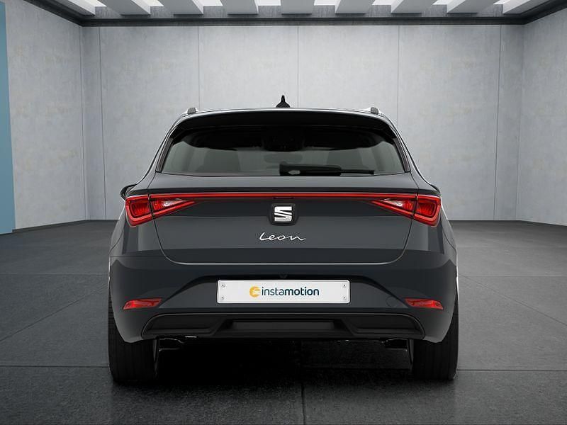 Neu Seat Leon Style 116 PS (85 kW) 2026 Blau Kombi