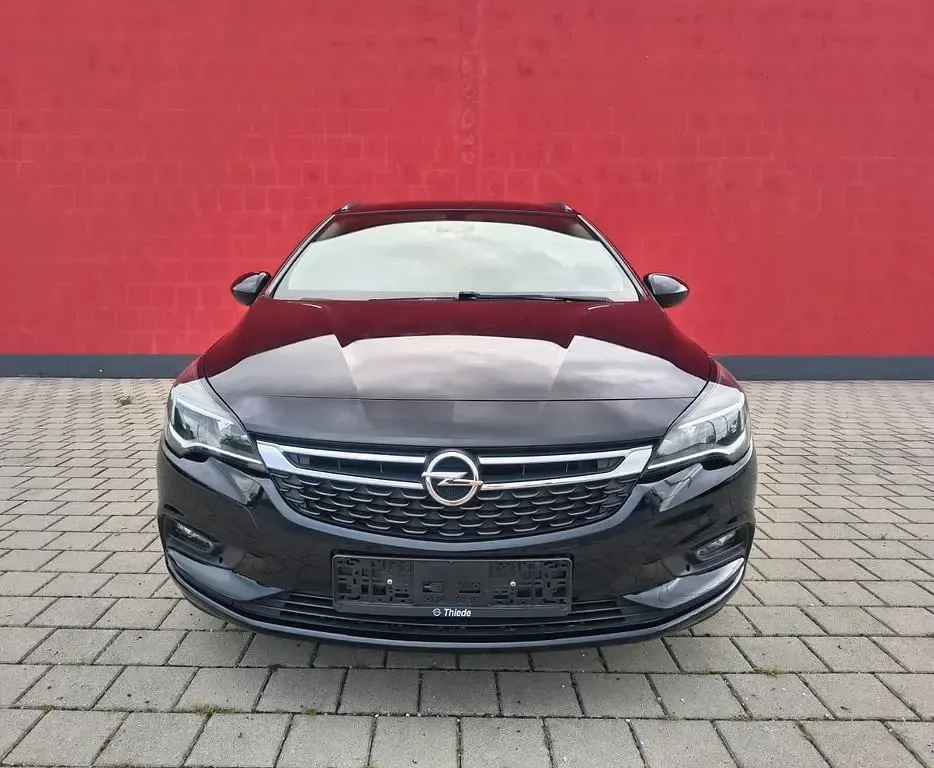 Gebraucht Opel Astra 110 PS (80 kW) 2018 Blau Kombi