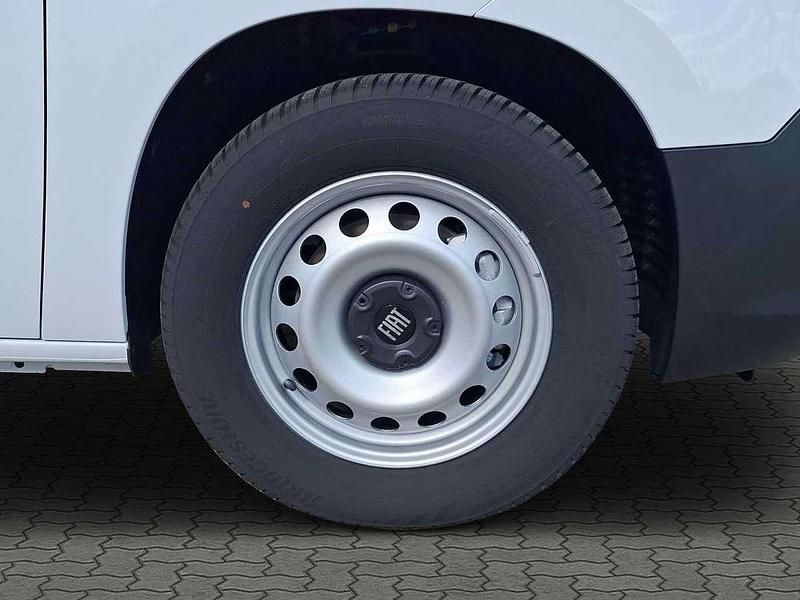 Neu Fiat Doblò 101 PS (74 kW) 2025 Weiß Van / Kleinbus