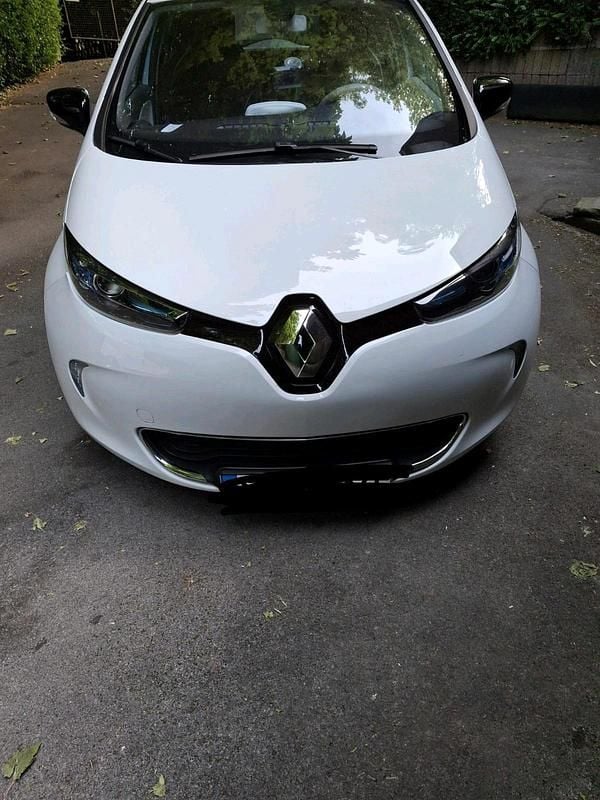 Weiß Gebraucht 2014 Renault Zoe Kleinwagen | 5.500 € (Guter Preis) - Bild 1/4