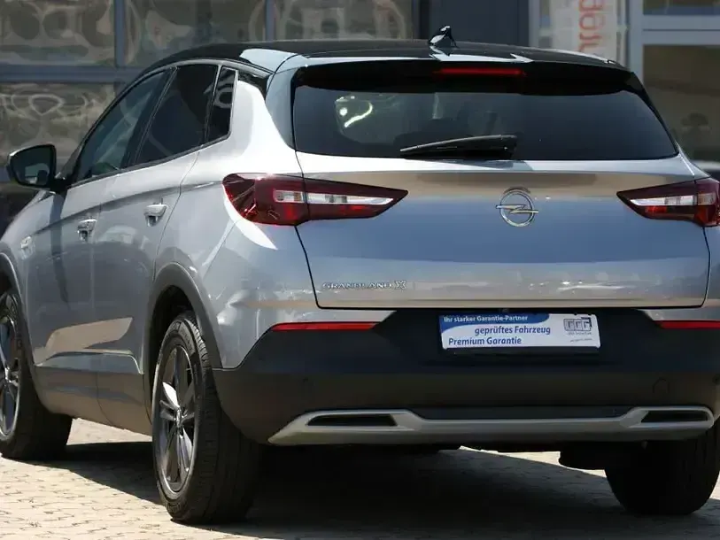 Gebraucht Opel Grandland X Design Edition 131 PS (96 kW) 2021 Silber SUV
