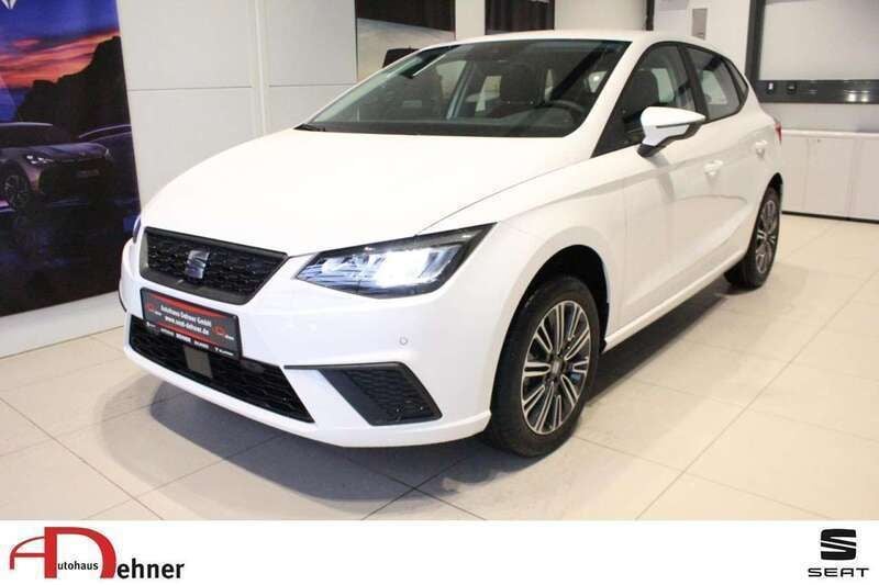 Candy weiß Gebraucht 2024 Seat Ibiza Style Limousine | 20.280 € (Etwas zu teuer) - Bild 1/4