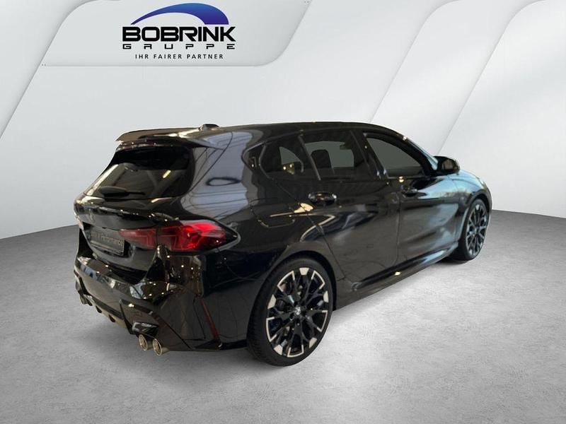 Gebraucht BMW M135 Performance 300 PS (220 kW) 2024 Schwarz Kleinwagen
