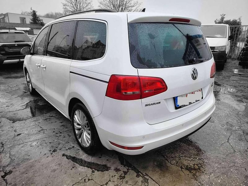 Gebraucht VW Sharan 177 PS (130 kW) 2013 Weiß Van / Kleinbus