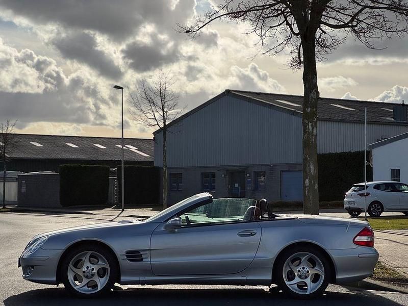 Gebraucht Mercedes SL350 272 PS (200 kW) 2007 Silber Cabrio