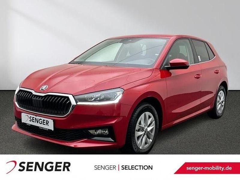 Rot Gebraucht 2023 Skoda Fabia Style Limousine | 19.480 € (Guter Preis) - Bild 1/3