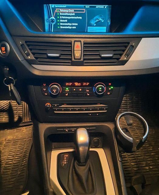 Gebraucht BMW X1 204 PS (150 kW) 2009 Blau SUV