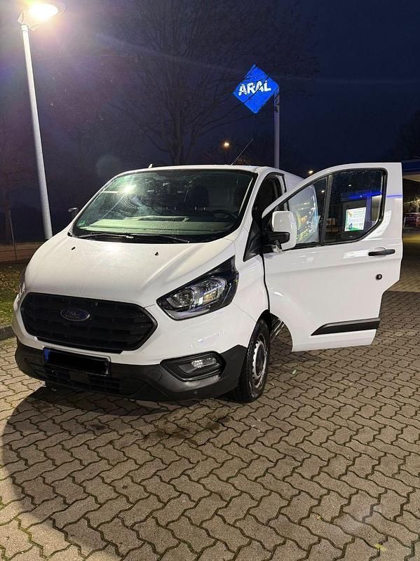 Second-hand Ford Transit Custom 107 CP (78 kW) 2020 Alb Monovolum