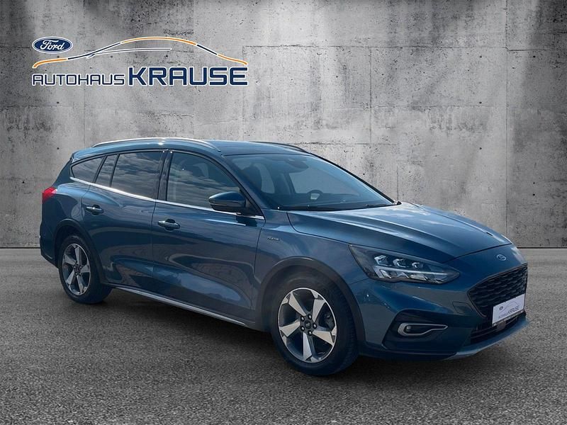 Usata Ford Focus Active 125 CV (91 kW) 2020 Blu Berlina
