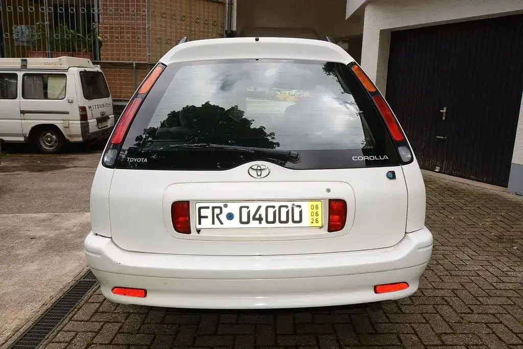 Gebraucht Toyota Corolla Terra 97 PS (71 kW) 2000 Weiß Kombi