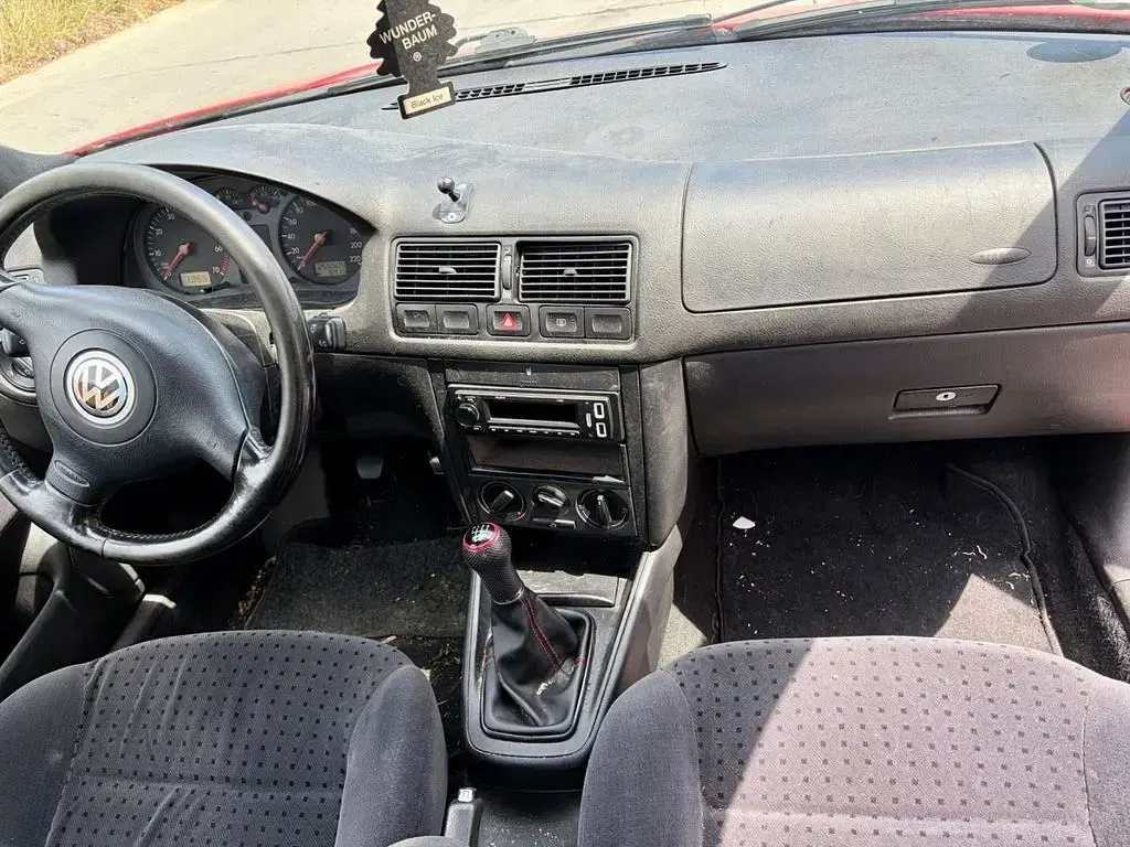 Gebraucht VW Golf III Basis 75 PS (55 kW) 1998 Rot Limousine