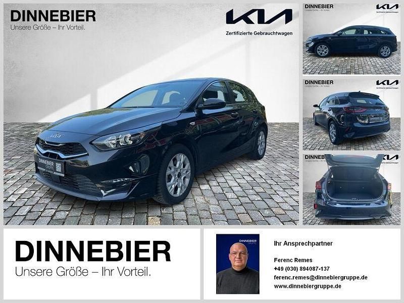 Zilinaschwarz Gebraucht 2023 Kia Ceed Vision Limousine | 21.389 € (Guter Preis) - Bild 1/4