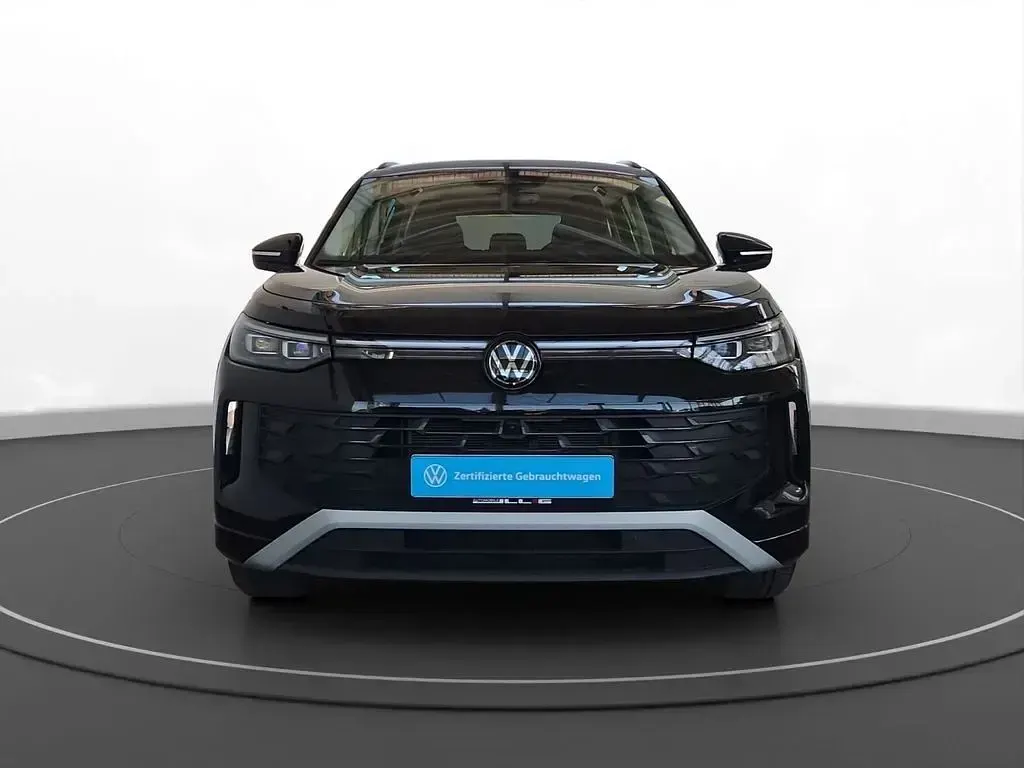 Gebraucht VW Tayron Life 150 PS (110 kW) 2025 Grenadillschwarz metallic SUV