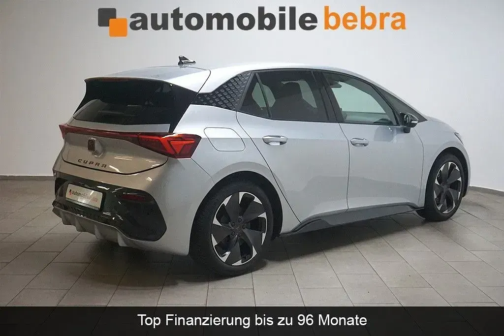 Usata Cupra Born e-Boost 169 kW (231 CV) 2023 Argento Utilitaria