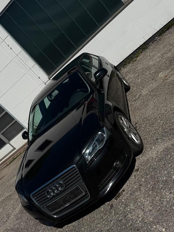 Schwarz Gebraucht 2010 Audi A3 Sportback Limousine | 5.450 € (Guter Preis) - Bild 1/4