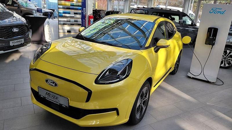 Neu Ford Puma Gen-E 124 kW (169 PS) 2025 Gelb SUV