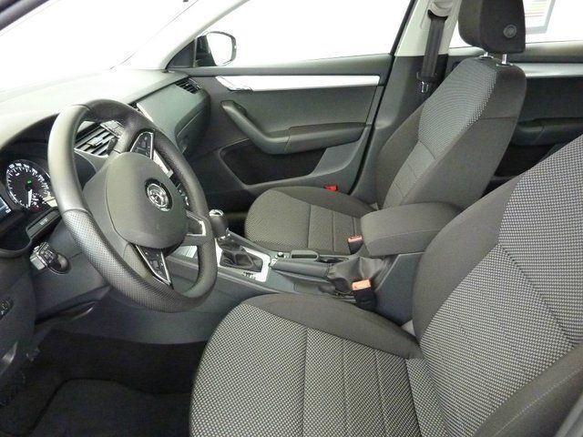 Gebraucht Skoda Octavia Ambition 150 PS (110 kW) 2014 Schwarz metallic Kombi