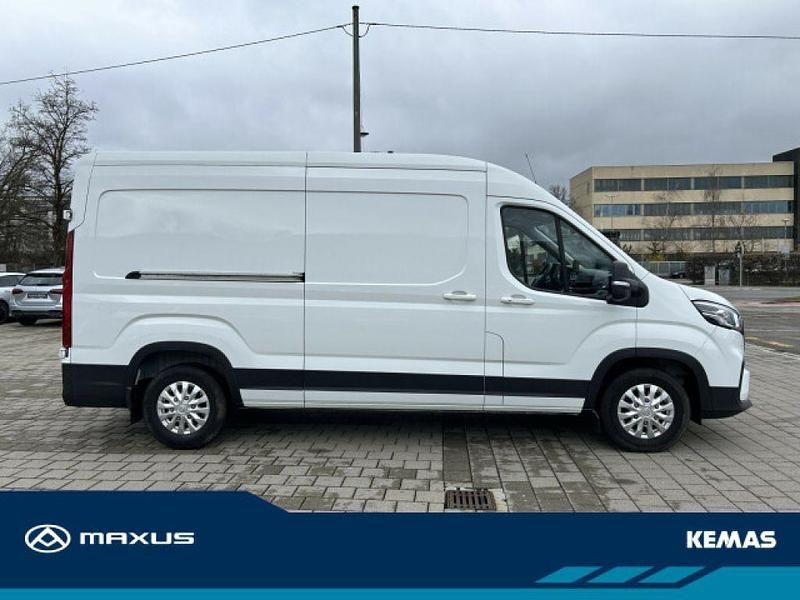 Gebraucht Maxus V90 148 PS (108 kW) 2024 Warm white exterior (solid) Van