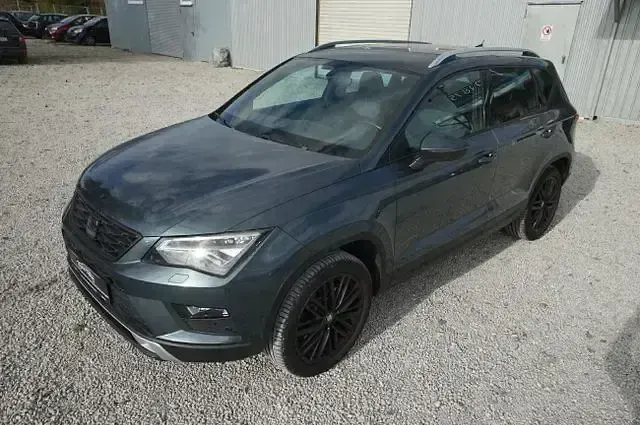 Gebraucht Seat Ateca 4Drive 190 PS (139 kW) 2016 Metal grey SUV