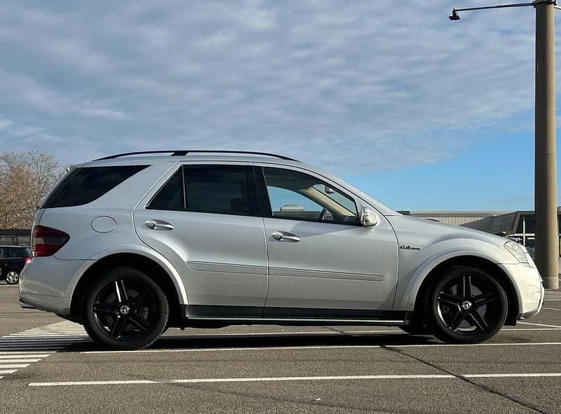 Silber Gebraucht 2006 Mercedes ML63 AMG AMG SUV | 11.999 € (Superpreis) - Bild 1/4