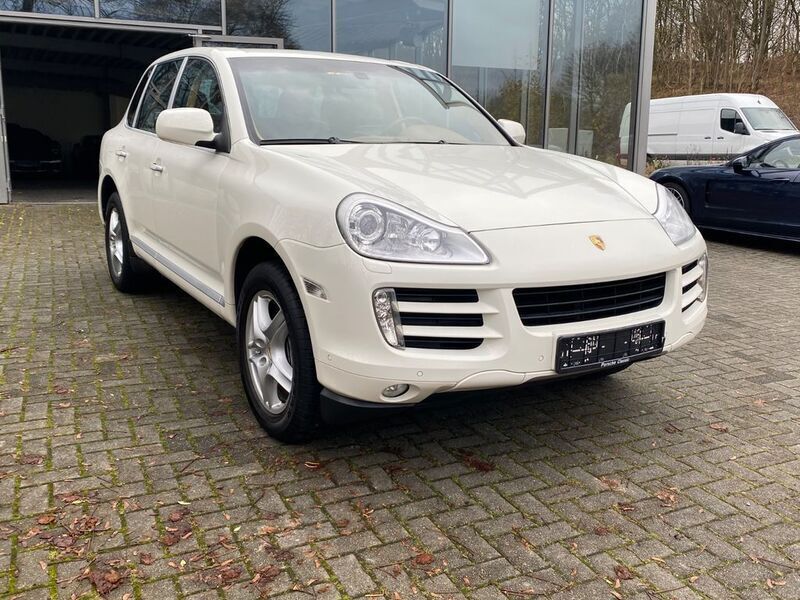 Weiß Gebraucht 2009 Porsche Cayenne SUV | 13.870 € (Teuer) - Bild 1/4