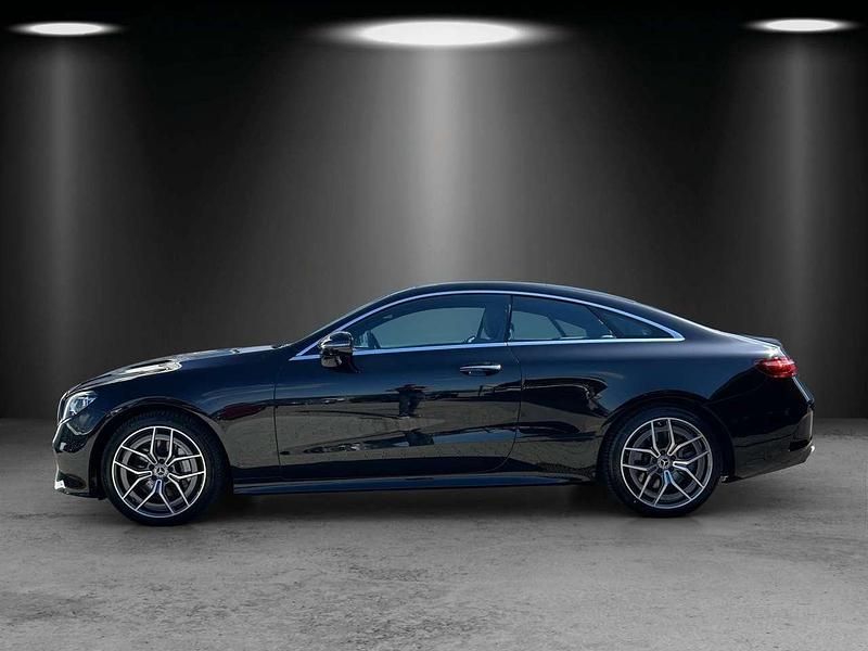 Gebraucht Mercedes E450 AMG line 367 PS (269 kW) 2021 Schwarz Kleinwagen