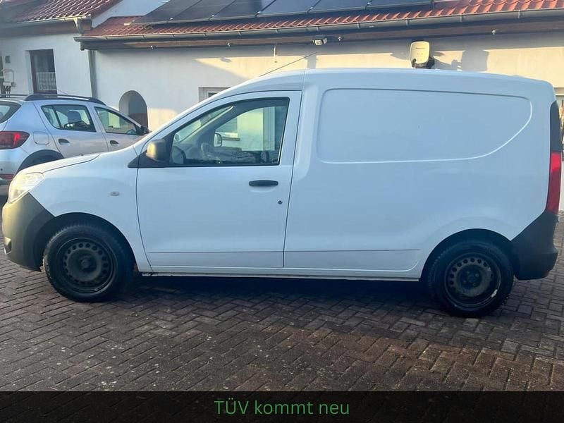 Gebraucht Dacia Dokker 83 PS (61 kW) 2014 Weiß Van / Kleinbus