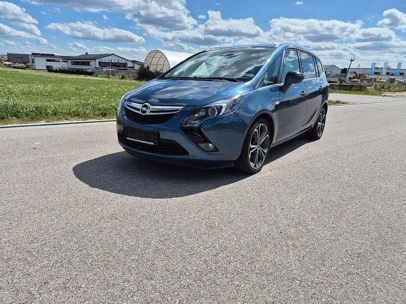 Blau Gebraucht 2012 Opel Zafira Tourer Sport Van / Kleinbus | 5.350 € (Fairer Preis) - Bild 1/4