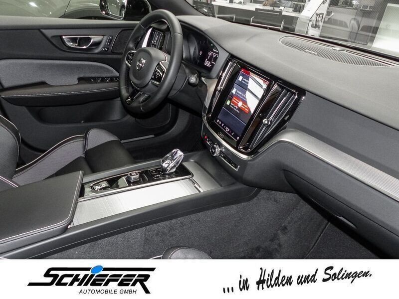 Gebraucht Volvo V60 Plus 197 PS (144 kW) 2023 Grau Kombi