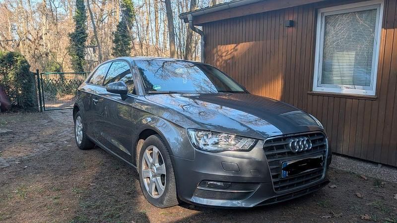 Gebraucht Audi A3 Ambiente 150 PS (110 kW) 2013 Grau Limousine