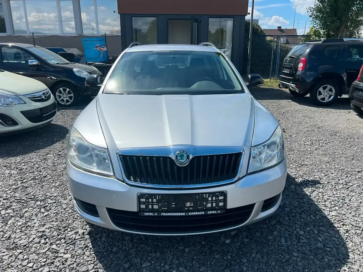 Gebraucht Skoda Octavia 122 PS (89 kW) 2010 Silber Kombi