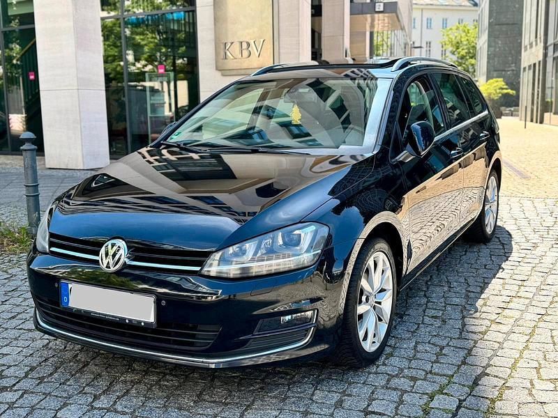 Schwarz Gebraucht 2014 VW Golf VII Highline Kombi | 9.990 € (Guter Preis) - Bild 1/4