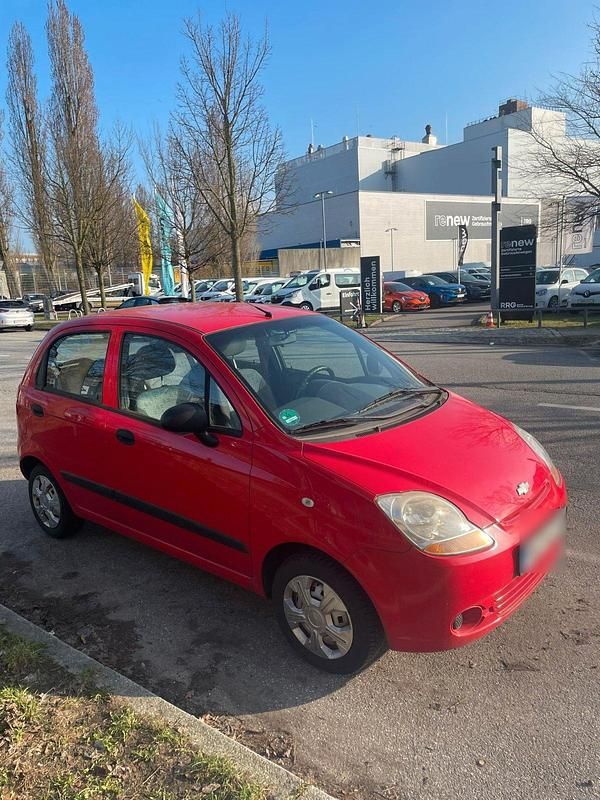 Gebraucht Chevrolet Matiz 52 PS (38 kW) 2009 Rot Kleinwagen