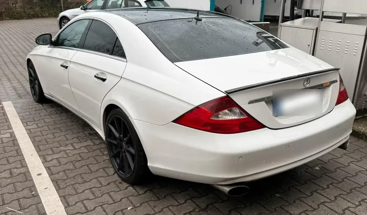 Gebraucht Mercedes C320 224 PS (164 kW) 2005 Weiß Limousine
