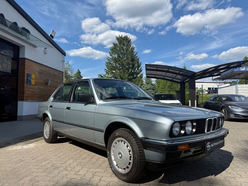 Gebraucht BMW 316 90 PS (66 kW) 1984 Blau Limousine