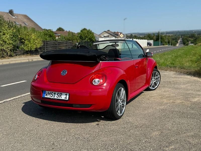 Gebraucht VW New Beetle 102 PS (75 kW) 2006 Rot Kleinwagen