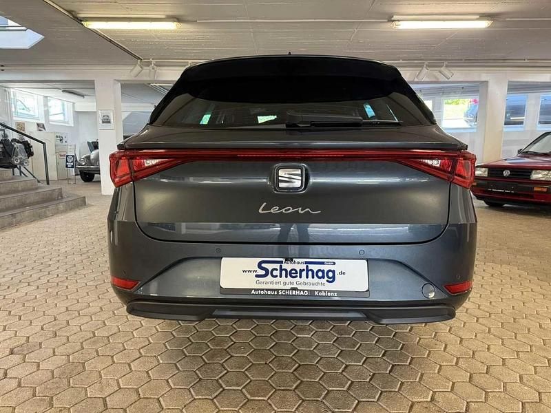 Gebraucht Seat Leon Style 110 PS (80 kW) 2024 Grau