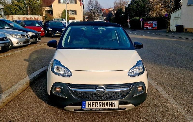 Gebraucht Opel Adam Rocks Open Air 150 PS (110 kW) 2016 Weiß Kleinwagen