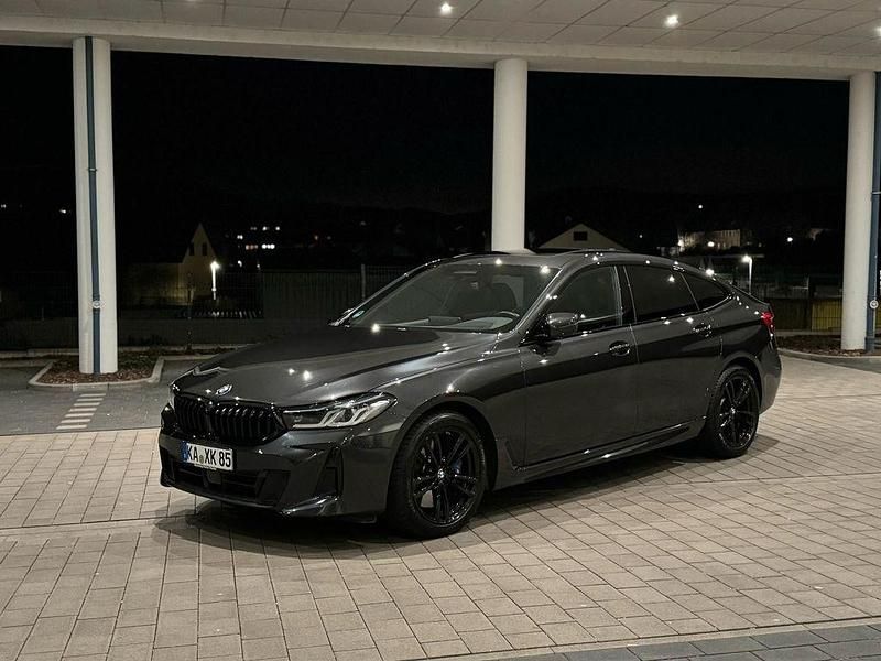 Grau Gebraucht 2023 BMW 630 M Sport Coupé | 52.900 € (Etwas zu teuer) - Bild 1/4