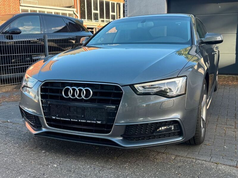 Grau Gebraucht 2016 Audi A5 Sportback S-Line Limousine | 14.490 € (Guter Preis) - Bild 1/4